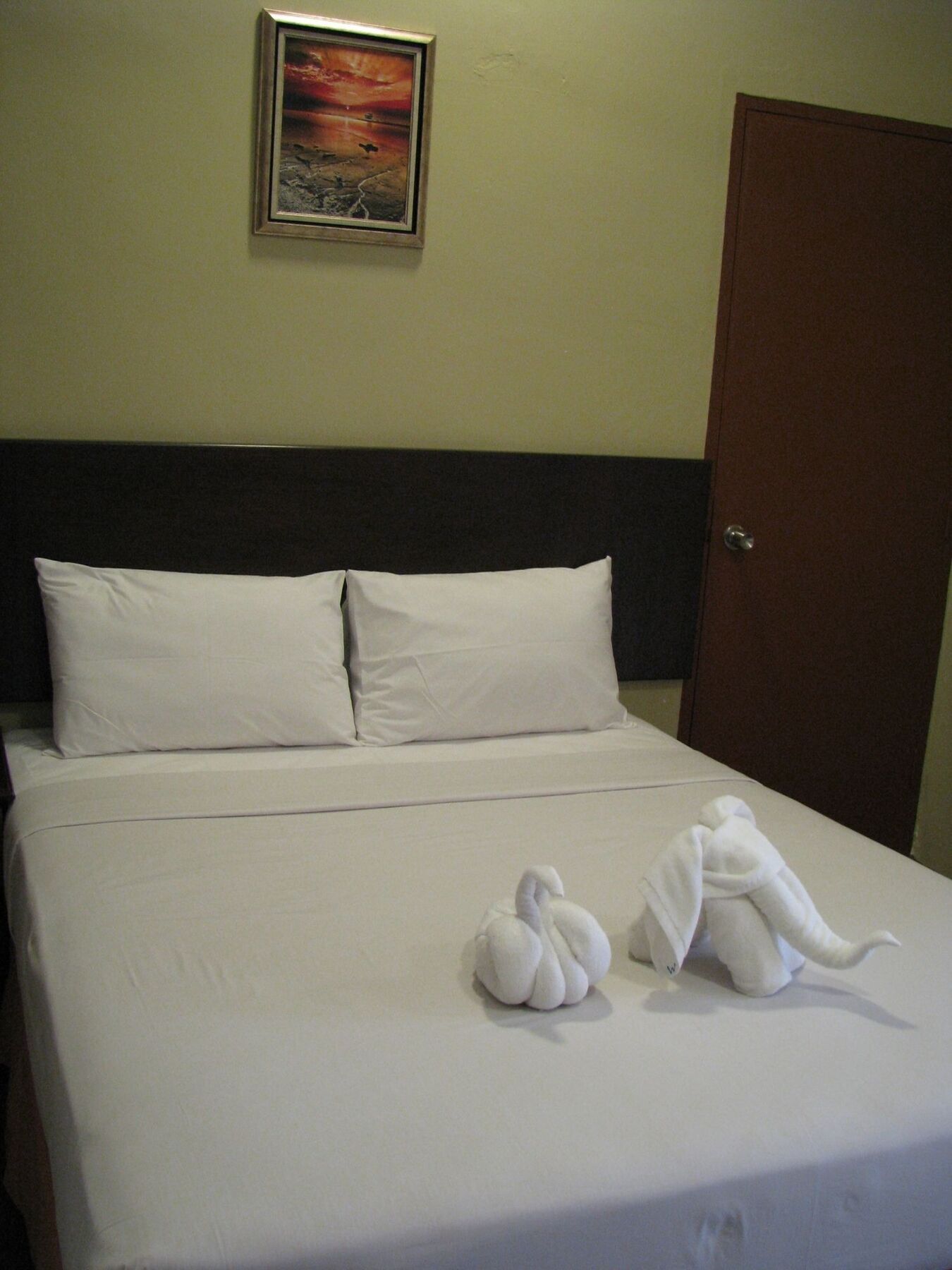 Mersing Merlin Inn Buitenkant foto